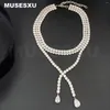 Choker Jewelry Akcesoria Luksusowy styl Wysoka jakość inkrustowana z kryształami Trzy warstwowy naszyjnik z frędzlami na prezenty kobiety