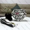 Luxury Designer Handväska Little Bear Heart Stripe Färgglad kontrast Personlig ny Single Shoulder Crossbody Letter Womens Bag Bags Factory Direct Sale Top 7A