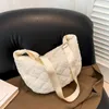 Umhängetaschen Koreanische Version von einfacher rhombischer Damen -Crossbody -Tasche lässige Mode vielseitiger Pendelknödel für die Arbeit