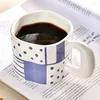 Tasses en céramique tasse de café mignon mignon coréen peint à la main à la main haute poignée tasse graisseuse