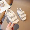 Sandalen kinderschoenen jongens mode ademende baby zomer 2024 nieuwe witte koele slippers 22-31 H240504