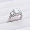 Cluster Anneaux 2024 Fashionable European and American Retro S925 STERLING Silver Platinum White Ao Gem Square Jewelry Exquise Women's Ring