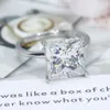 Anelli di cluster 6ct Princess Cut Moissanite per donne 925 Sterling Silver 18K placcata Trova gioiello Anello di gioiello Candamento da sposa con certificato