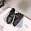 Prax Designer Boots Femmes monolithes Chaussures Ladies Black Brackshed Le cuir en cuir fourrure sur la botte en cuir Augmentation de la plate-forme de plate-forme Cloudbust Shoe Z58Z