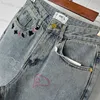 Designerin Frauen Jeans High Version 24 Frühling/Sommer Neue Mode und personalisierte vollständige Graffiti Stickerei Kontrast Farbe hohe Taille gerade Beinjeans