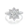 Cluster anneaux fine bijoux 0,5ct-1ct Mossanite Diamond Real 925 Mariage en argent sterling pour la dame prête à expédier