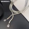 Choker Jewelry Akcesoria Luksusowy styl Wysoka jakość inkrustowana z kryształami Trzy warstwowy naszyjnik z frędzlami na prezenty kobiety