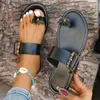 Terlik Sıcak Yaz Retro Toe Sandalet Yeni Avrupa Moda Kelebek Düz Alt Anti Dış Plaj Günlük Ayakkabı H240504