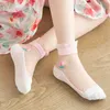 Chaussettes pour enfants 5 paires / lot pour enfants d'été chaussettes en coton mode mignon carton maillage pour 2023 printemps 1-12 ans pour enfants étudiant adolescent garçon fille bébé chaussette y240504aedf