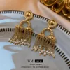 Brincos de balanço imitação de greve de vento Pearl Tassel Korean Fashion Jewelry Design Exagerado por muito tempo para mulheres