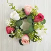 Fleurs décoratives bougies couronne de rose artificielle élégante avec feuilles vertes colorées pour la fête de mariage à la maison