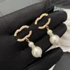 Charm Earring Designer Ear Stud Never Fading Copper 925 Silver Earrings Fashion Womens Brand Letter Crystal Rhinestone Gem Eardrop Womens Wedding Jewelry