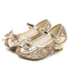 Sapatos planos clássicos garotas de couro pu PU Sapatos para garotas dança infantil crianças 3-14 anos Princesa salto alto Casamento infantil h240504