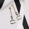 Boucles d'oreilles étalons de luxe classique de luxe en noir et blanc