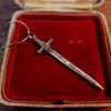 Подвесные ожерелья европейские и американские высококачественные привлекательное нишевое ожерелье с ретро-рисунком длинное мечом искусственный рубин