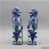 Decoratieve objecten Figurines Blue en Wit Keramische Foo Dogs Fu Boeddha Collectible Guardian Lions Scpture Home Decoration Drop Deliver Otufi