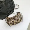 Umhängetaschen Leopard PU Zipper Nieten nähen Modetasche Individualität Crossbody 2024 für Frauen Bolsas Femininas