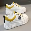 Casual Shoes Women's Sneakers Spring and Autumn Flat Platform 2024 Summer Single Student Black Star Sports White