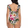 Swimwear femminile sexy Swimsuit One Piece 2024 Donne Fiore tropicale con costume da bagno per la spiaggia da bagno monochini con leopardo.