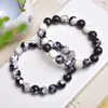 Bracelets de liaison 10 mm Bracelet d'agate en noir et blanc naturel Crystal Reiki guérison Bijoux de mode de mode Gift pour femmes 1pcs