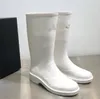 Designer Rain Boots Square Toe Dames Rainboots Dikke Sole enkel Waterdichte laars Fashion Rubber Boot Groen Witte zwarte laarsjes