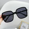 2024 Lunettes de soleil rectangle surdimensionnées Fashion Square Sun Sunshes Mens Classic Vintage Eyewear UV400 de Sol 240423