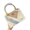 Femmes designer triangle Cluch Gags Hobo Top Quality P Luxury Fashion Totes Coin Gollet Portefeuilles Organisateur cosmétique Sac de maquillage Pouche de voyage Faire des dames