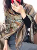 Coffee Gold 100% Mulberry Silk Dames sjaal Bandana Fashion Plaisley -stijl vierkante sjaals hijabs Winter Brand Headscarf Foulard 240511