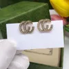 Gold de 14k, aretes de diseño para mujeres, lujo, circón, letras dobles clásicas, joyas de diseñador, pendientes de alta calidad, material de latón, boda, fiesta, mejor regalo, al por mayor