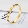 Brangle Vente chaude Mode Gol Couleur en acier inoxydable Bracelets Bracelets pour femmes Bracelet mignon Bijoux Party Gift Clover H240504