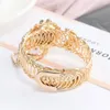 Montre-bracelets Yikaze Luxury Women's Watches Gold Bangle Quartz Watch Hollow Out Diamond Ally Strap Bracelet Bracelet Robe Wristwatch