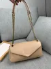 26 x14 x 7cm en son stil küçük el çantası yumuşak orijinal deri moda bir omuz crossbody çanta kadın çantası altın zinciri mini kare çanta