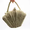 Шипленная цепь маленькая сумка для мессенджера, сплетенная сплетение, портативное пляжное каникул, соломенная сумка 240420