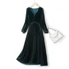 Casual Dresses Vintage V-Neck Long Dress Autumn 2024 Women Loose Velvet Elegant Party Ruffles Vestidos 10 färger