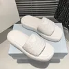 Tasarımcı Sandallar Kauçuk Kalın Tumlu Baotou Bayanlar Günlük Yüksek Toka Kadın Lüks Beyaz Açık Plaj Serinlik Egzersiz Sandal Kutu