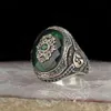 Обручальные кольца винтажное большое кольцо для мужчин Древний серебряный цвет инкрустации синего зеленого агата камня панк -мотор размером 11 12 13 323V