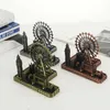 Decoratieve objecten Figurines Bronzers Highlighters The London Eye Tower Bridge Big Ben Building Model Metaal Antiek Bronze Figurine Wereldberoemde Landmark Archite