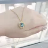 Pescoço sem pescoço para mulher Swarovskis Jewelry Versão alta de alto colar de coração azul