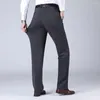 Pantalon pour hommes Hiver Men High Taist Slim Fit Suit avec des poches chaudes en peluche profonde Style commercial pour père