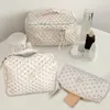 Bolsas de cosméticos Bolsa de higiene pessoal feminino com zíper bolsa acolchoada algodão estampado floral grande capacidade feminino