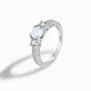 Rings de cluster puro 925 prata ladilhas grossas anel incrustado com opala branca e zircão clássico simples design doce estilo para namoro