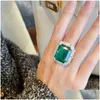 Solitaire Ring japanska och koreanska högkvalitativa Fashion Emerald -damer matchar alla födelsedagsfest lyxiga smycken gåva släpp leverans dh4j6