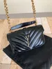 Prachtige en nobele damesschoudertas crossbody tas lederen tas 2024 godin queen keten crossbody tas hoogwaardige aaahhh 779430