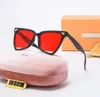 이제 디자이너 선글라스 클래식 안경 goggle 야외 해변 태양 안경 남자 여자 믹스 색상 옵션 브리지 헛된 Kerst Sick
