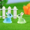 Décorations de jardin 12 pcs mini-résine lapins lapins ornement décor de voiture micro paysage minuscule