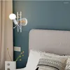 Lampa ścienna nordycka sypialnia kreatywne żelazne figurka wspinaczkowa koryta korytarz pokój dziecięcy nocna oprawa oświetlenia LED LED