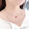 Sans cou pour la femme Swarovskis Bijoux assorti du cœur battant le collier de coccinelle sept étoiles