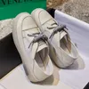 Scarpe casual lsxjk vera pelle piccole bianca 2024 mesh estiva a due fucili sneaker da donna a una pedale