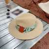 Chapéu de palha de tampa larga ladras Chapéus de caçamba de verão Piando protetor solar lazer retro de lazer de lazer All-Match Circonference 57cm CSD2405058