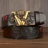 Hot China Dragon Designer Belt Men Cowskin Echte luxe lederen herenbanden voor mannen snijden Dragon Patroon Automatic Buckle T200 213i